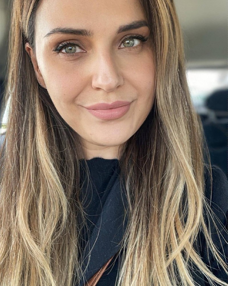 N057 照片1057张 视频55个 欧美女 自拍多 生活 旅游