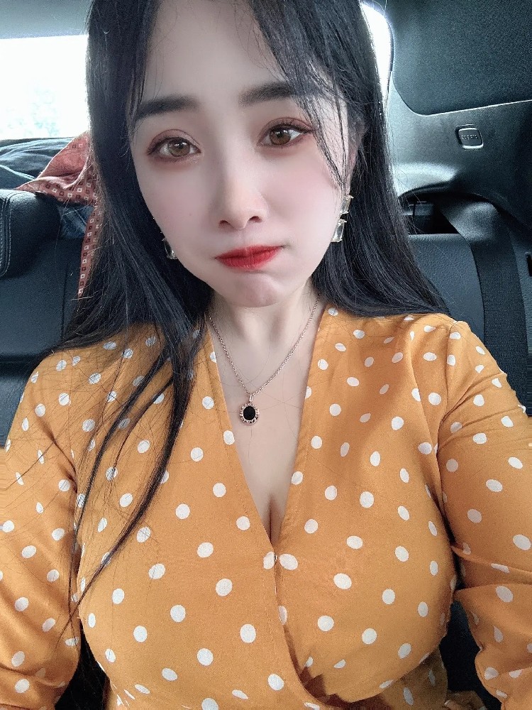 L209 照片222张 视频348个 中国女 少妇 小姐姐 美女 真实 视频多 自拍多
