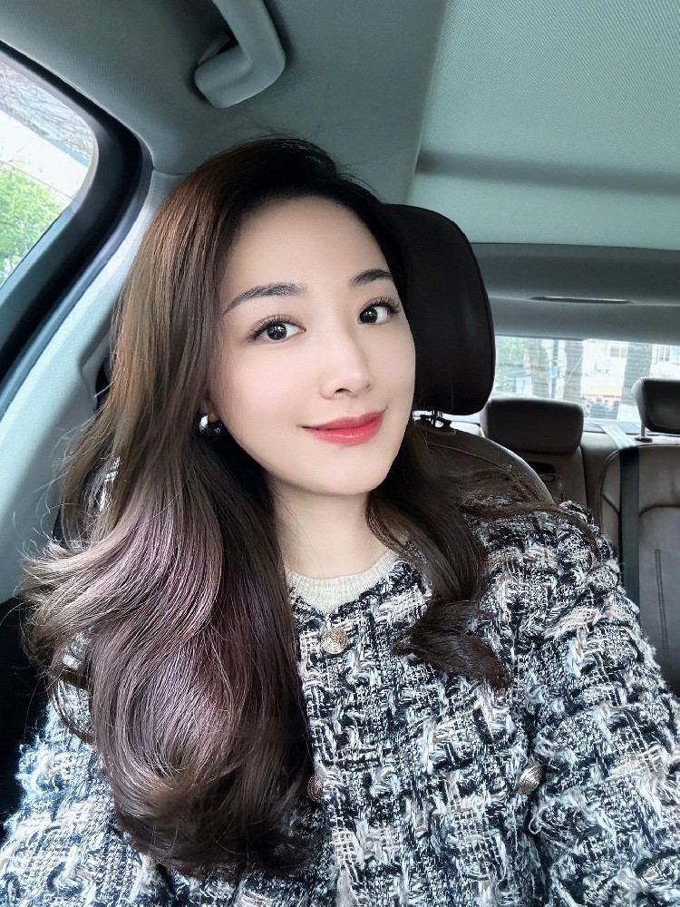 A904 照片985张 视频67个 中国女 气质美少妇 成熟 生活日常 旅游 真实