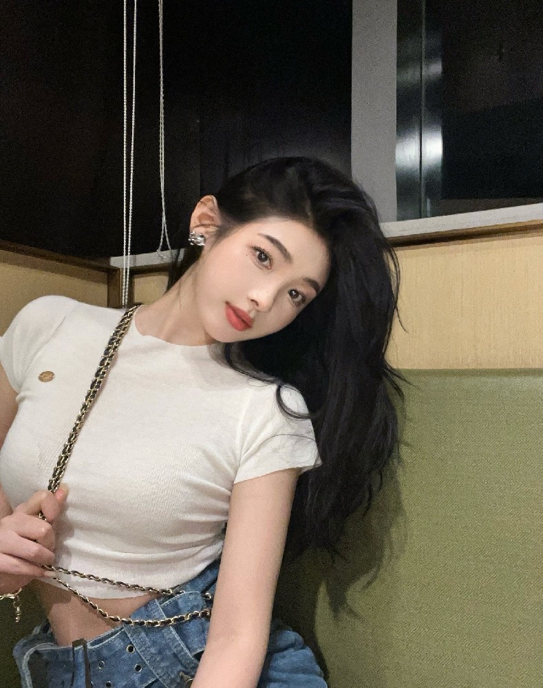A2288 照片345张 视频10个 中国女 生活日常 旅游 视频有自拍
