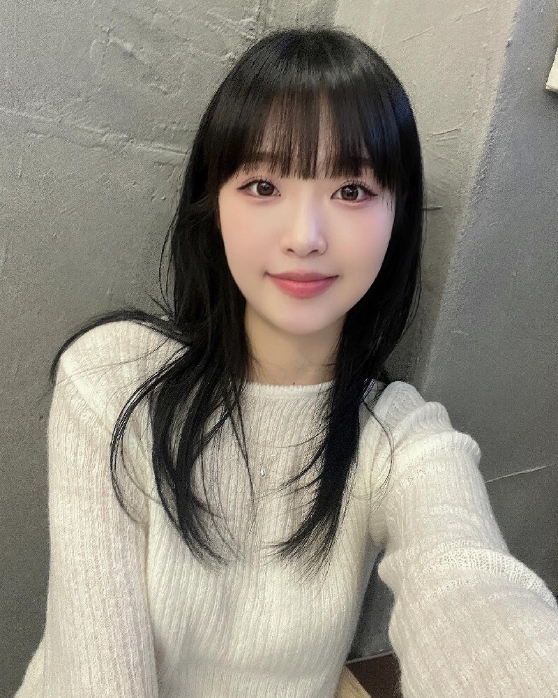 A2316 照片294张 视频4个 韩国 可爱甜美型美女 生活日常 旅游 曝光度底 粉丝数2000+